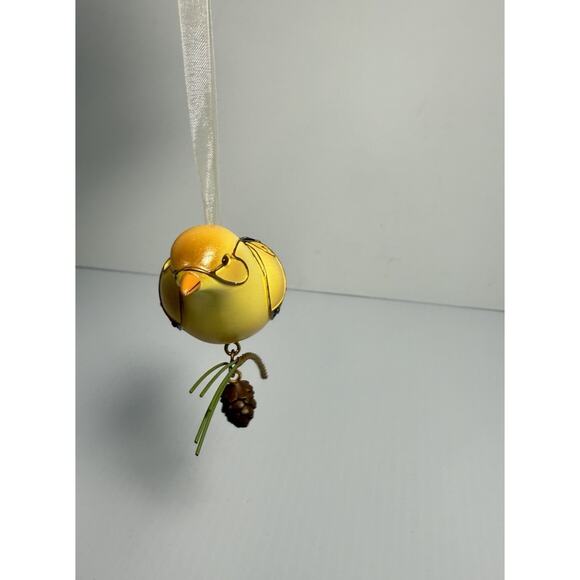 2008 Hallmark Keepsake “Goldfinch “ #4 in The Beauty of Birds Series Boxed - Picture 6 of 10